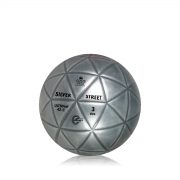 Il pallone da Street Soccer 3 - modello a triangoli
